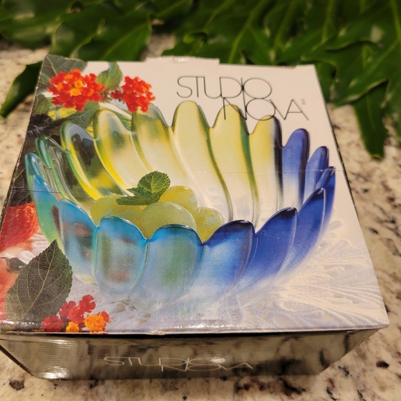 Pretty Studio Nova Solaris Blue Green Glass Bowl with Original Sticker and Box - Picture 7 of 10